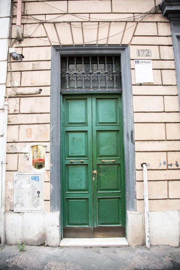 Casa Vacanza Colosseo 2 Rome Bagian luar foto